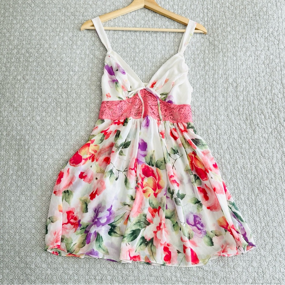In Bloom White Floral Chemise with Pink Lace Waistband